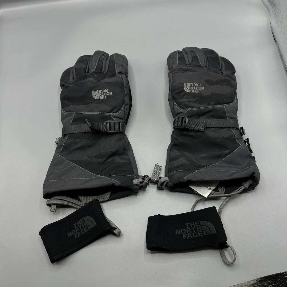 The North Face Mens DryVent Ski Gloves Gray Camo Insulated Winter Gauntlet M